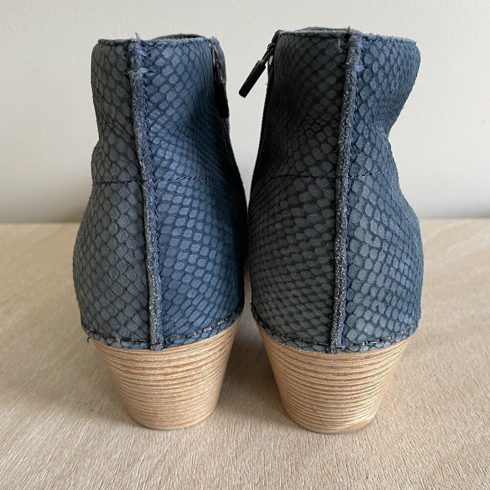 Dansko Maria Ankle Boots - Picture 4 of 9